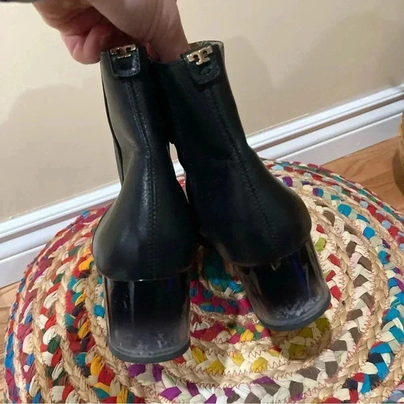 Tory Burch black leather heel  ankle boots - Picture 3 of 7